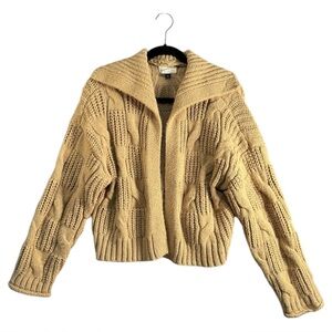 Universal‎ Thread Chunky Knit Tan Cardigan